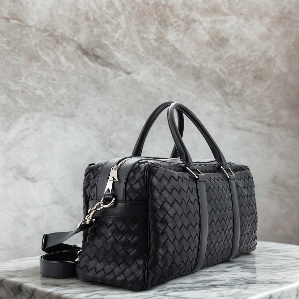 BOTTEGA VENETA INTRECCIATO DUFFLE HOLDALL