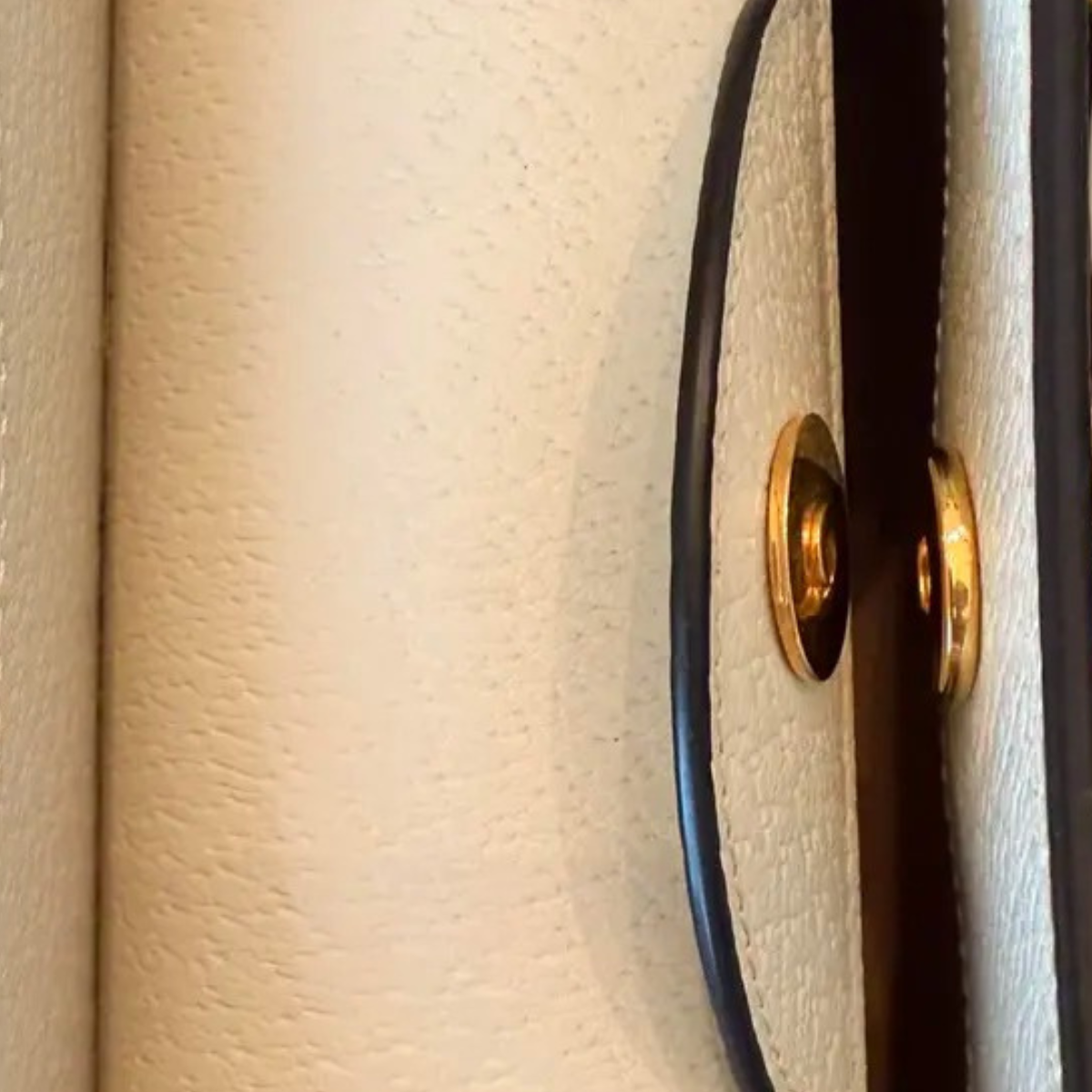 GUCCI DIANA MEDIUM TOTE BAG