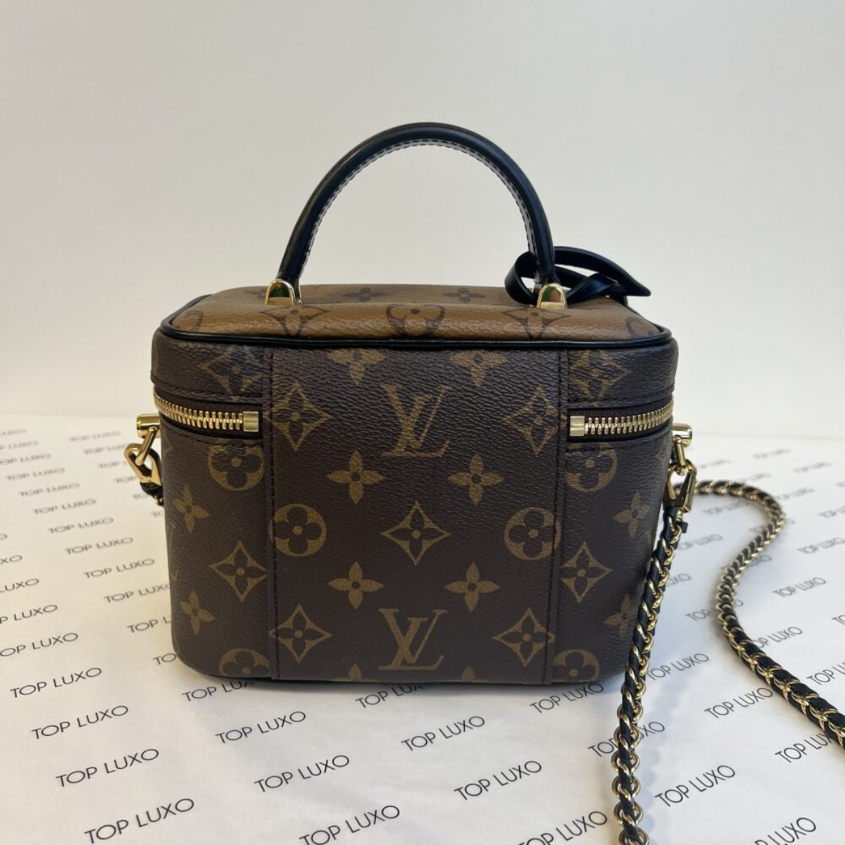 LOUIS VUITTON VANITY PM & FRAME SANDALS SET